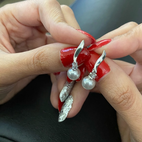 sale925 SterlingSilver ZirconEarrings - Picture 3 of 3